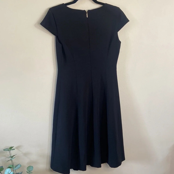 Karl Lagerfeld Little Black Dress 2 Flare Short V-Neck Cap Sleeve Designer Basic - Picture 5 of 5